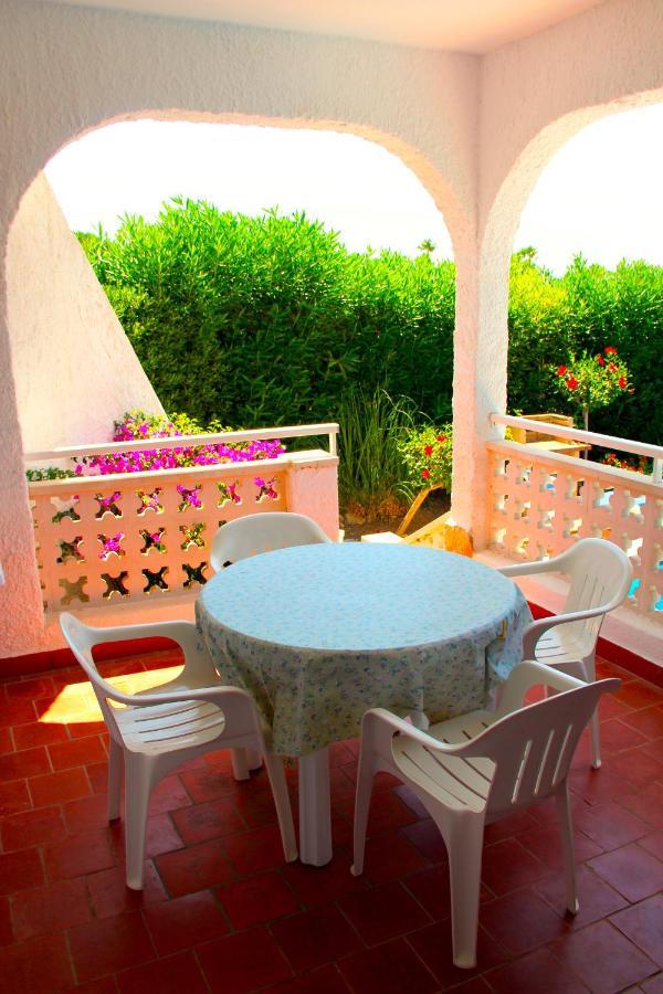 Villa Celia Son Bou Bagian luar foto