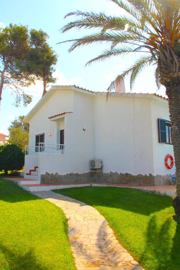 Villa Celia Son Bou Bagian luar foto