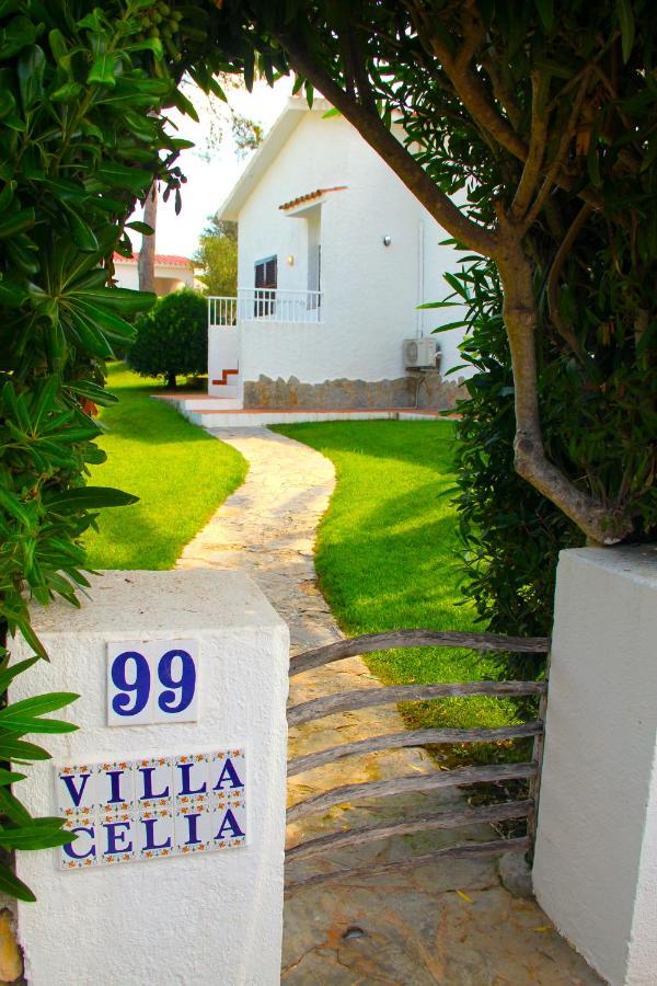 Villa Celia Son Bou Bagian luar foto